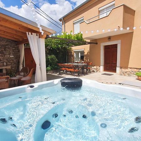 Barac Rural Holiday Home Grižane Exterior foto