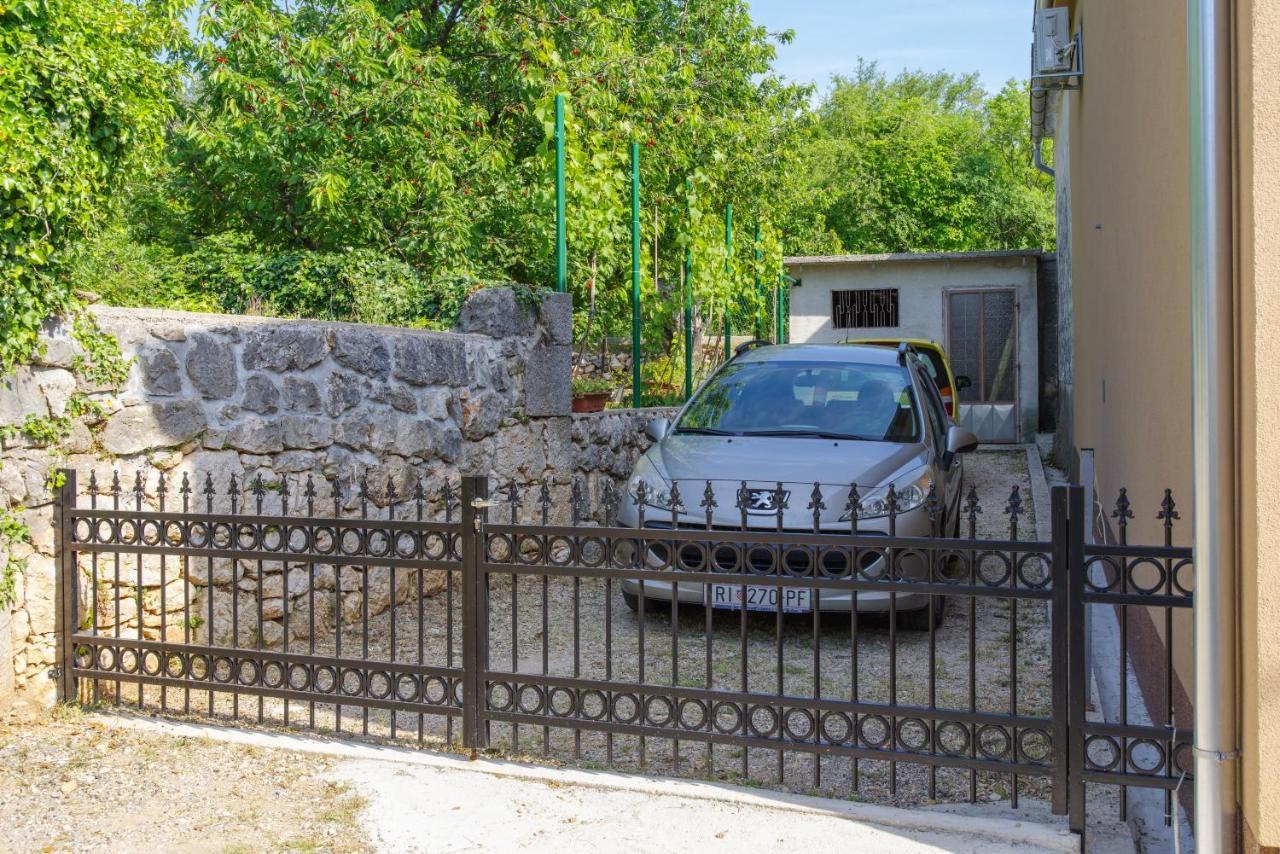 Barac Rural Holiday Home Grižane Exterior foto